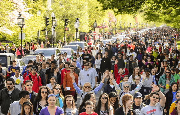 Thousands participate in The Walk For Hunger